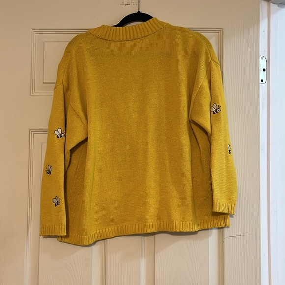 Disney Winnie the Pooh Cardigan. Used - Picture 5 of 9